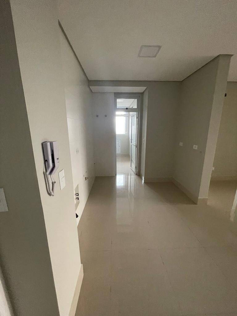 Apartamento à venda com 3 quartos, 92m² - Foto 14