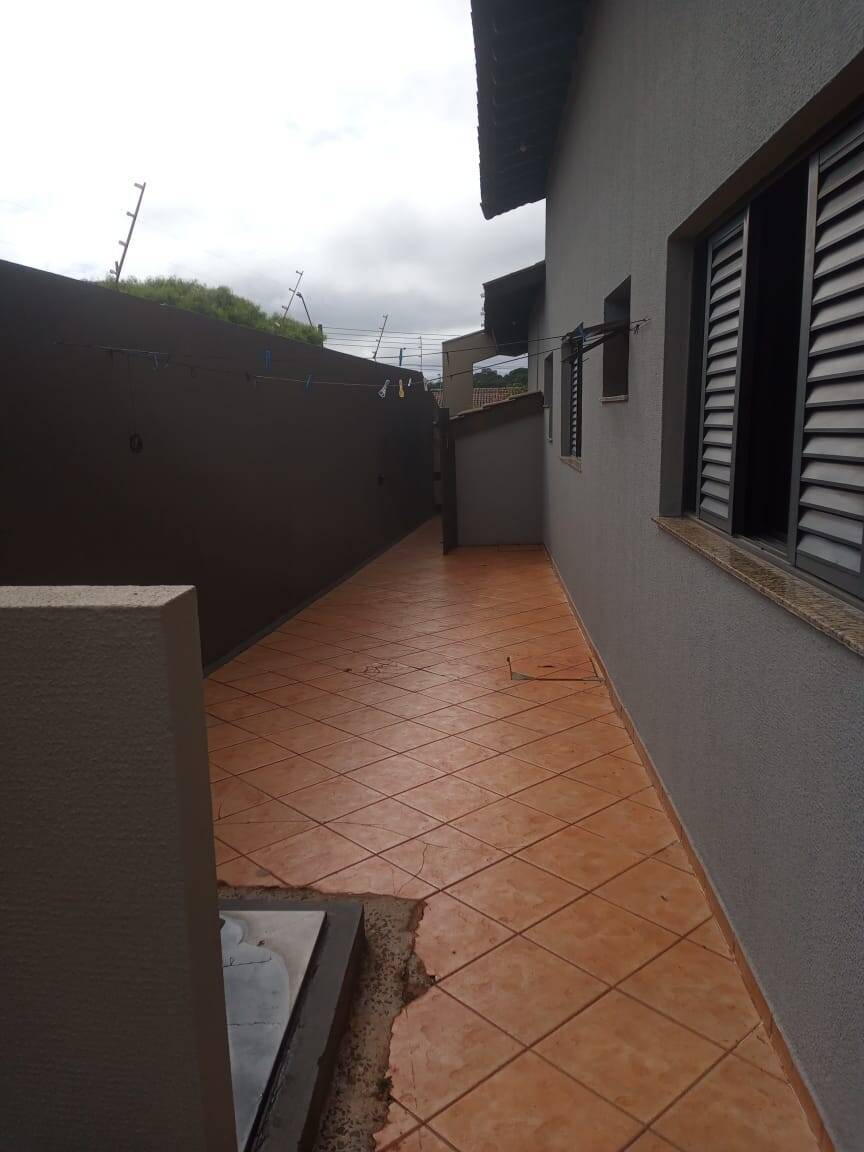 Casa à venda com 3 quartos, 267m² - Foto 10