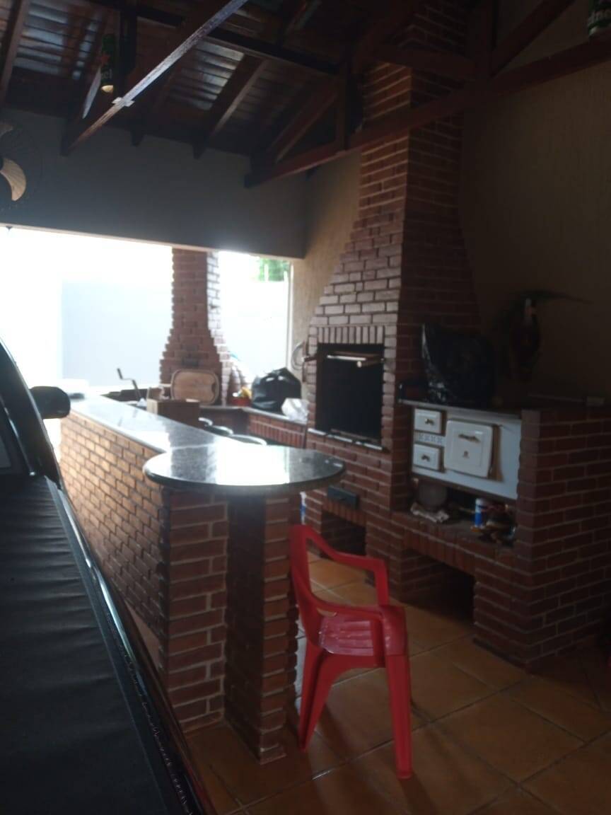 Casa à venda com 3 quartos, 267m² - Foto 14