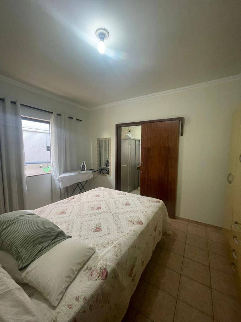 Casa à venda com 3 quartos, 270m² - Foto 14