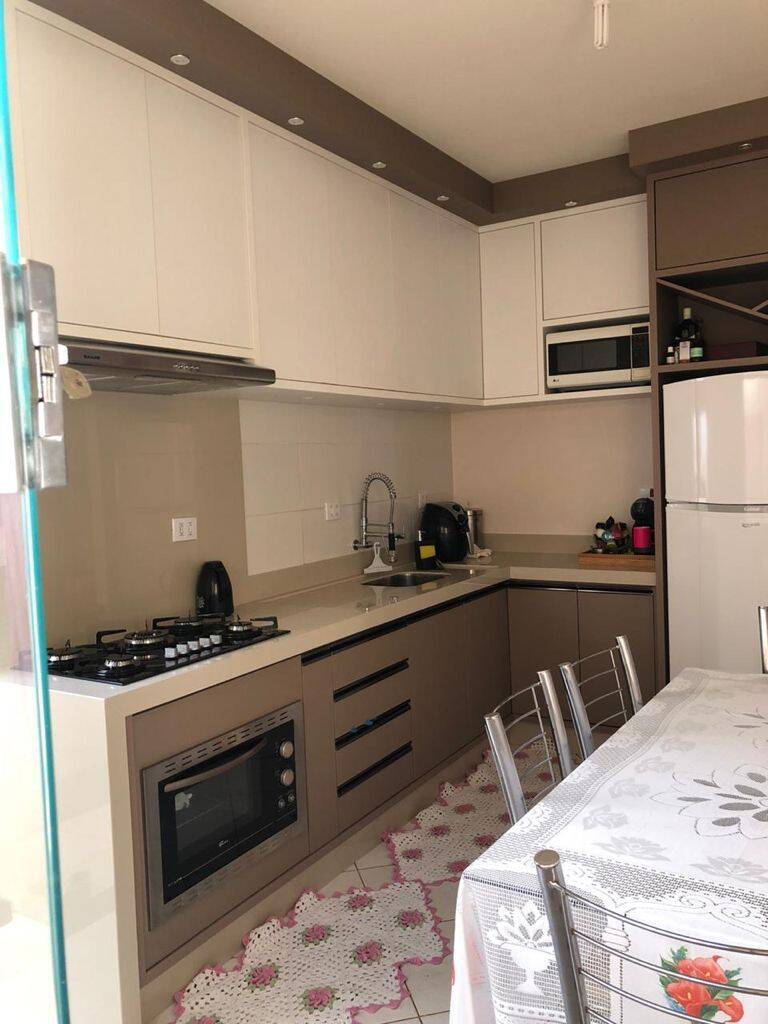 Casa à venda com 2 quartos, 88m² - Foto 7