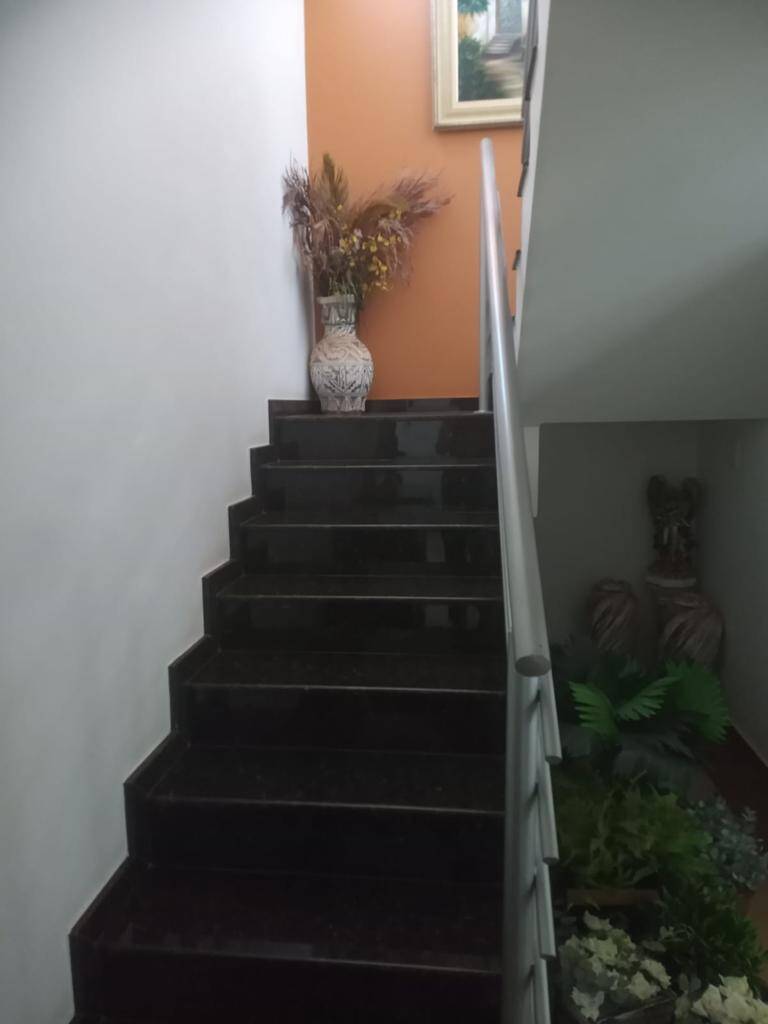 Sobrado à venda com 5 quartos, 263m² - Foto 31