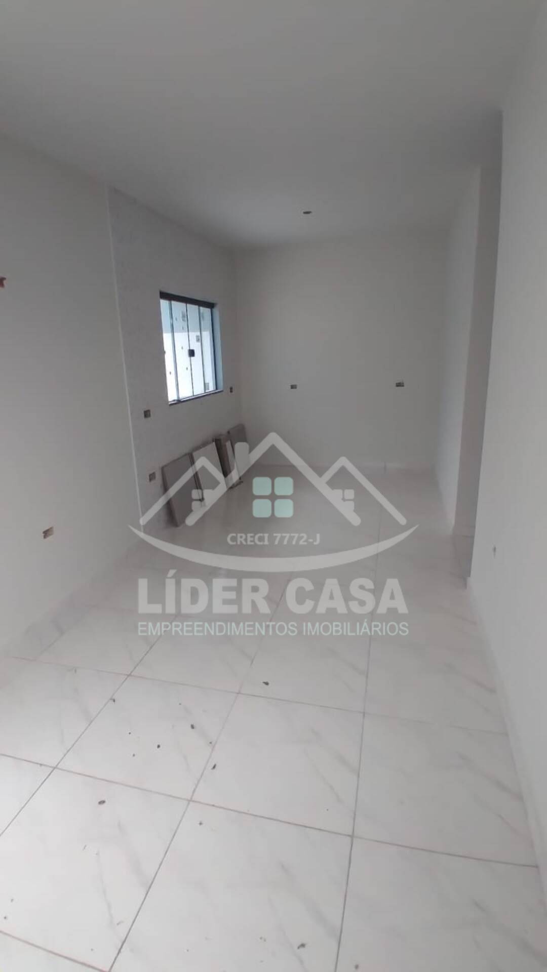 Casa à venda com 3 quartos, 59m² - Foto 5