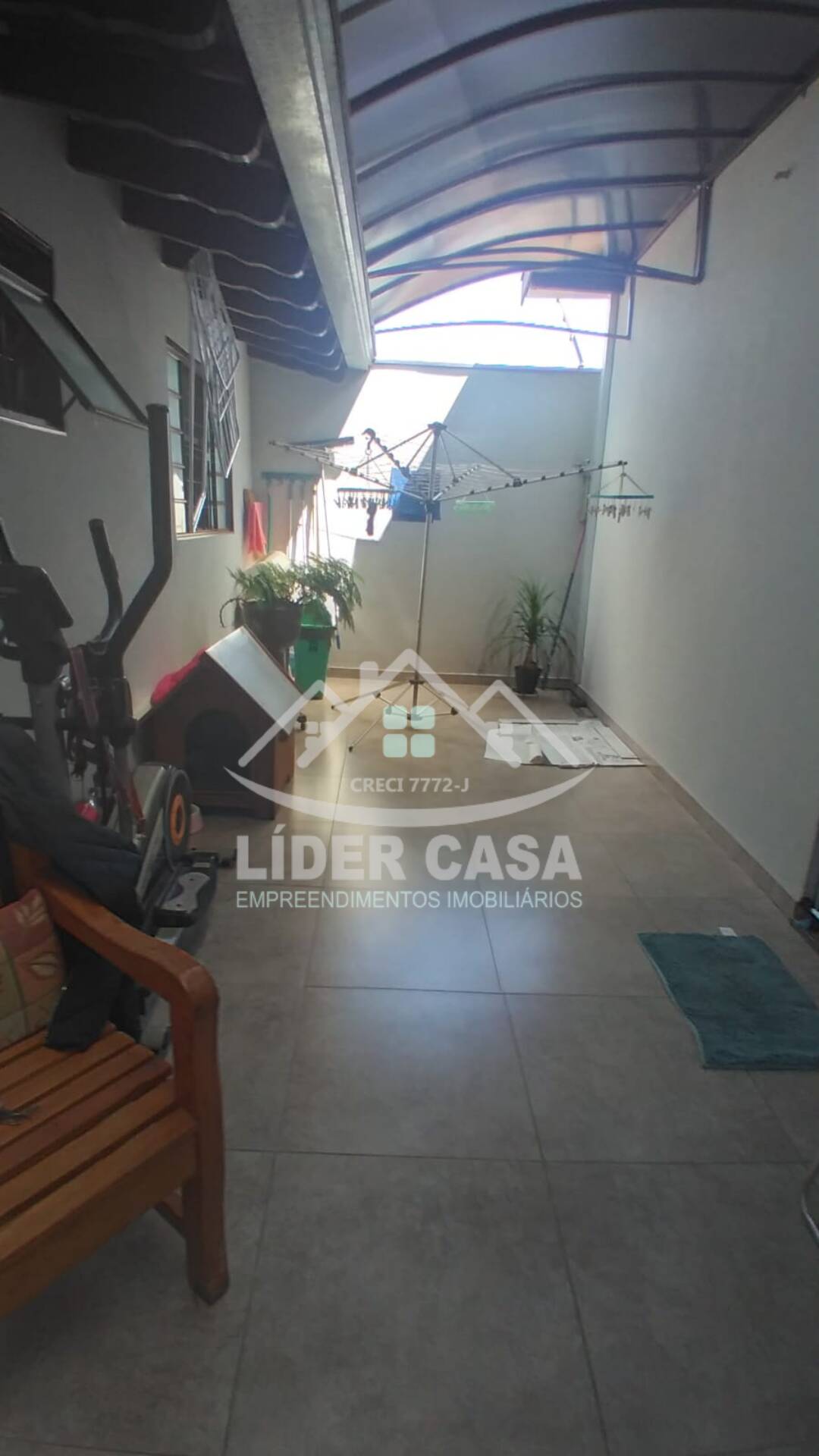 Casa à venda com 3 quartos, 110m² - Foto 10