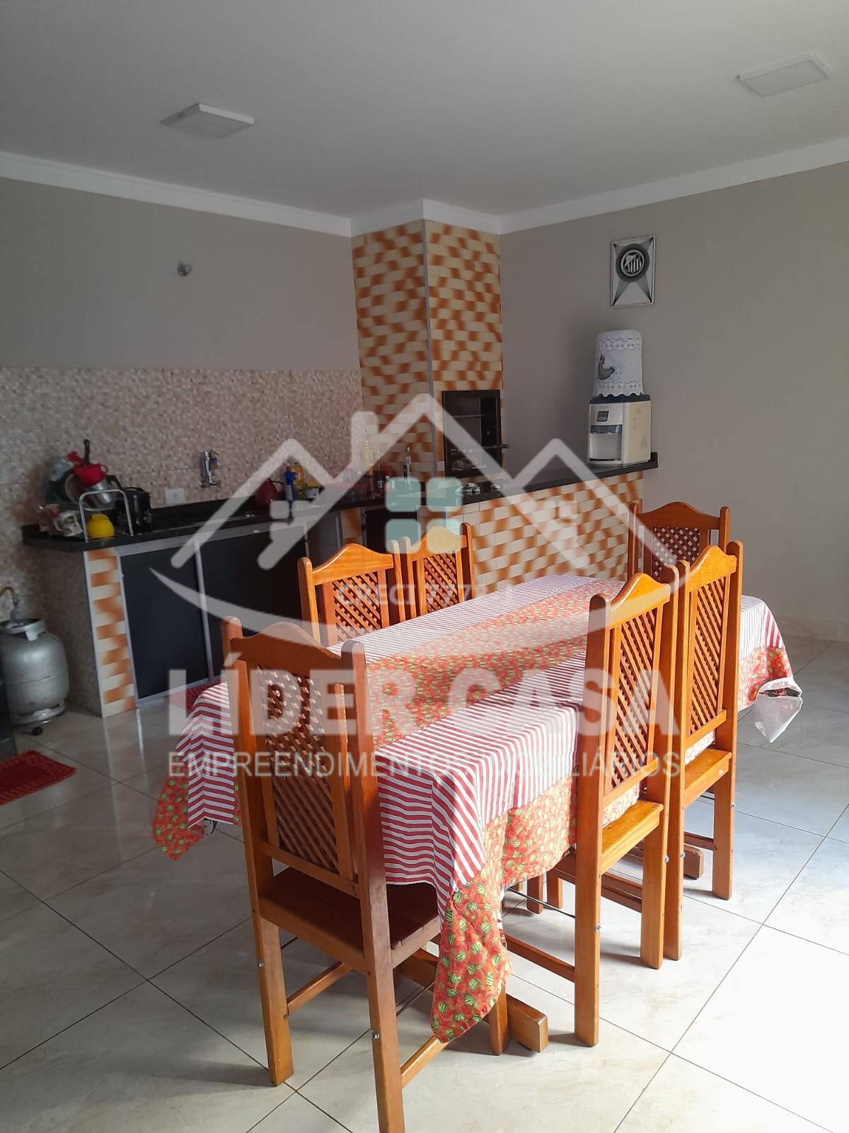 Casa à venda com 3 quartos, 155m² - Foto 8