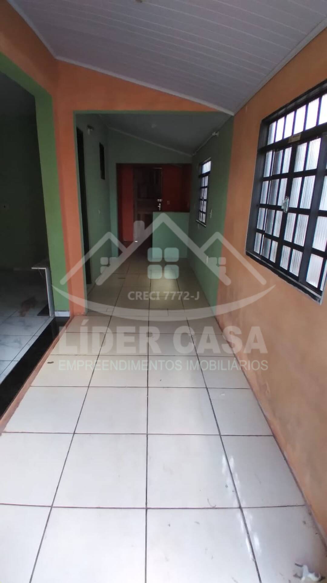 Casa à venda com 2 quartos, 74m² - Foto 8