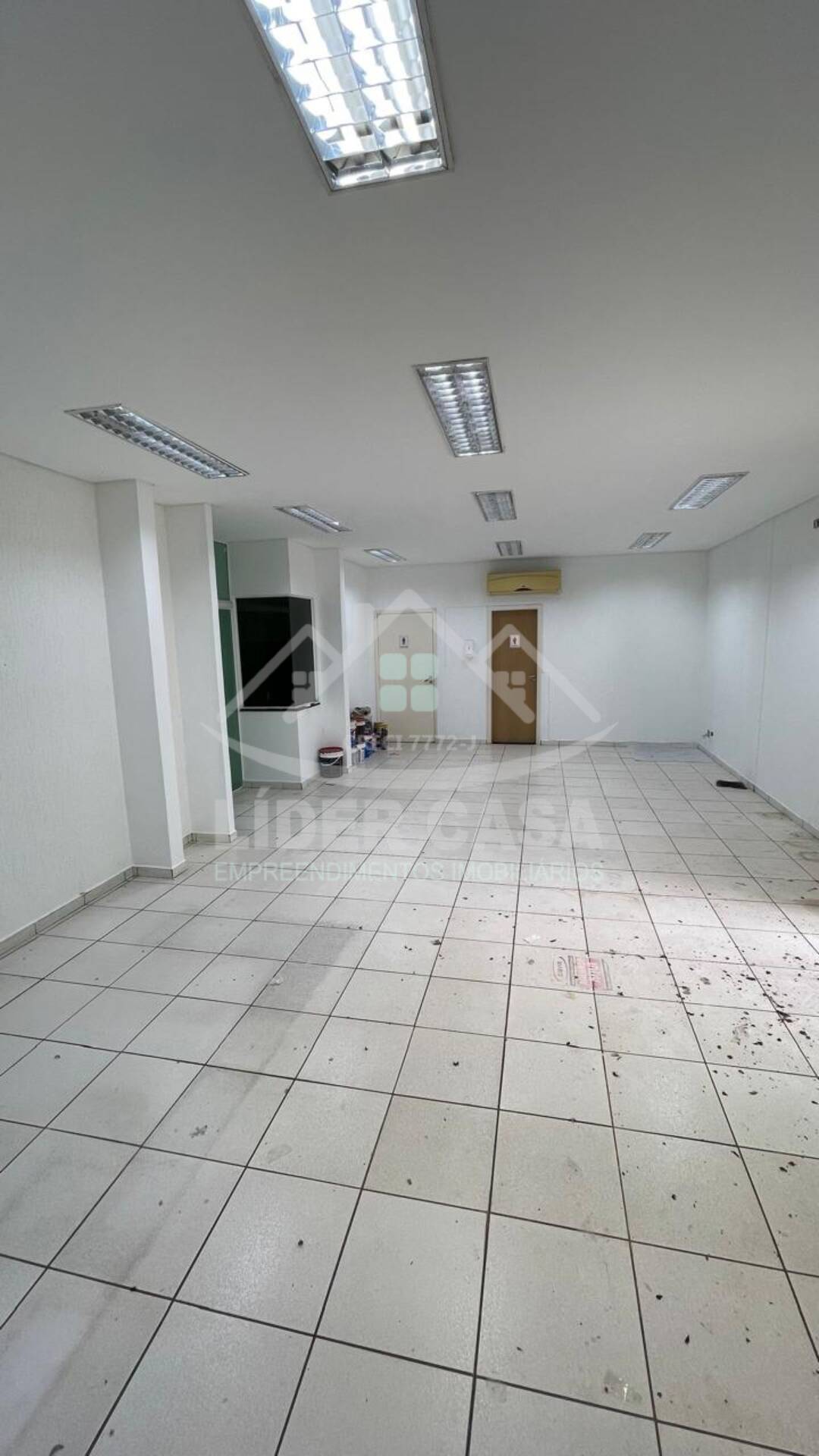 Conjunto Comercial-Sala para alugar, 190m² - Foto 9