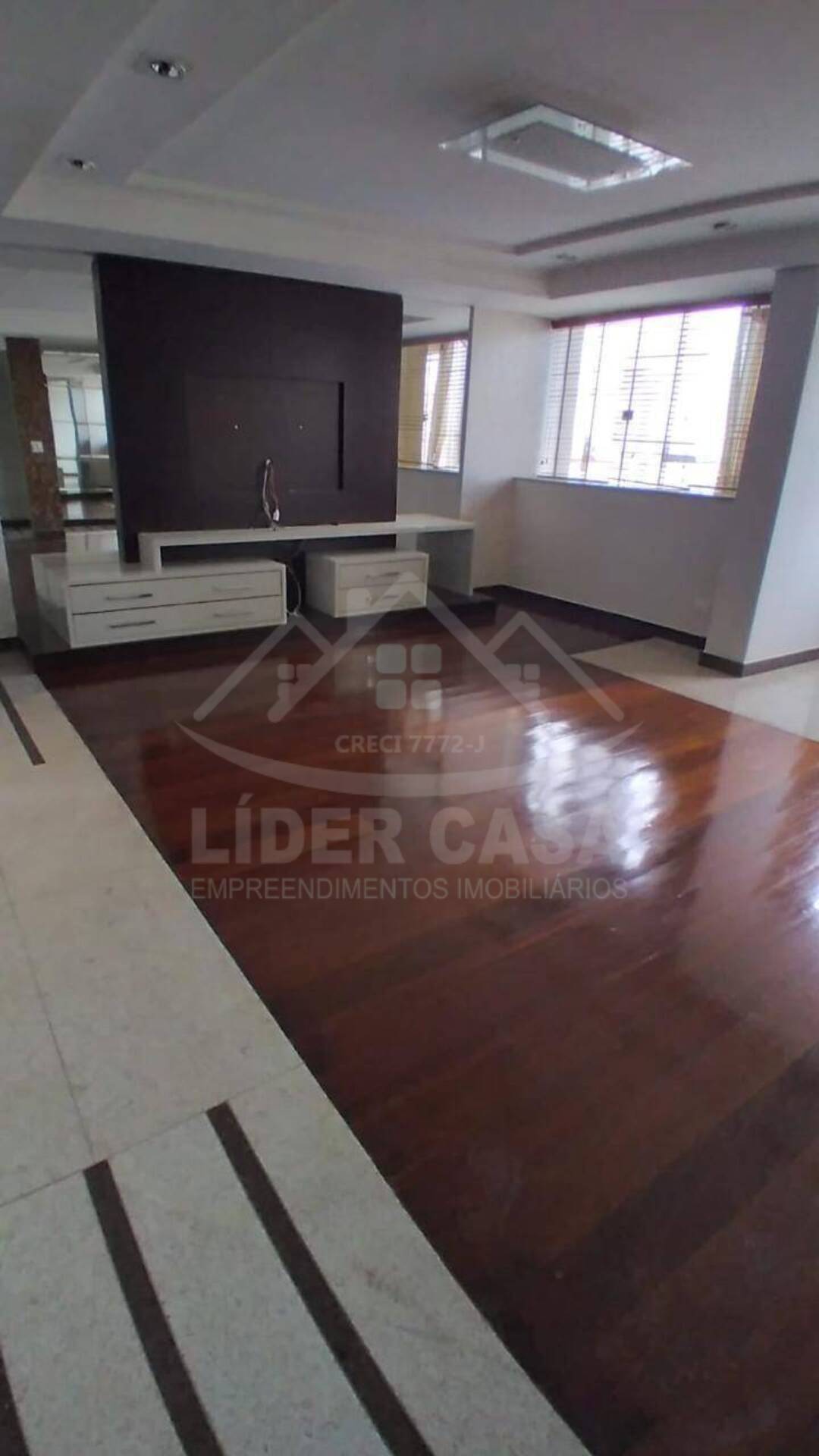 Apartamento à venda com 3 quartos, 153m² - Foto 8