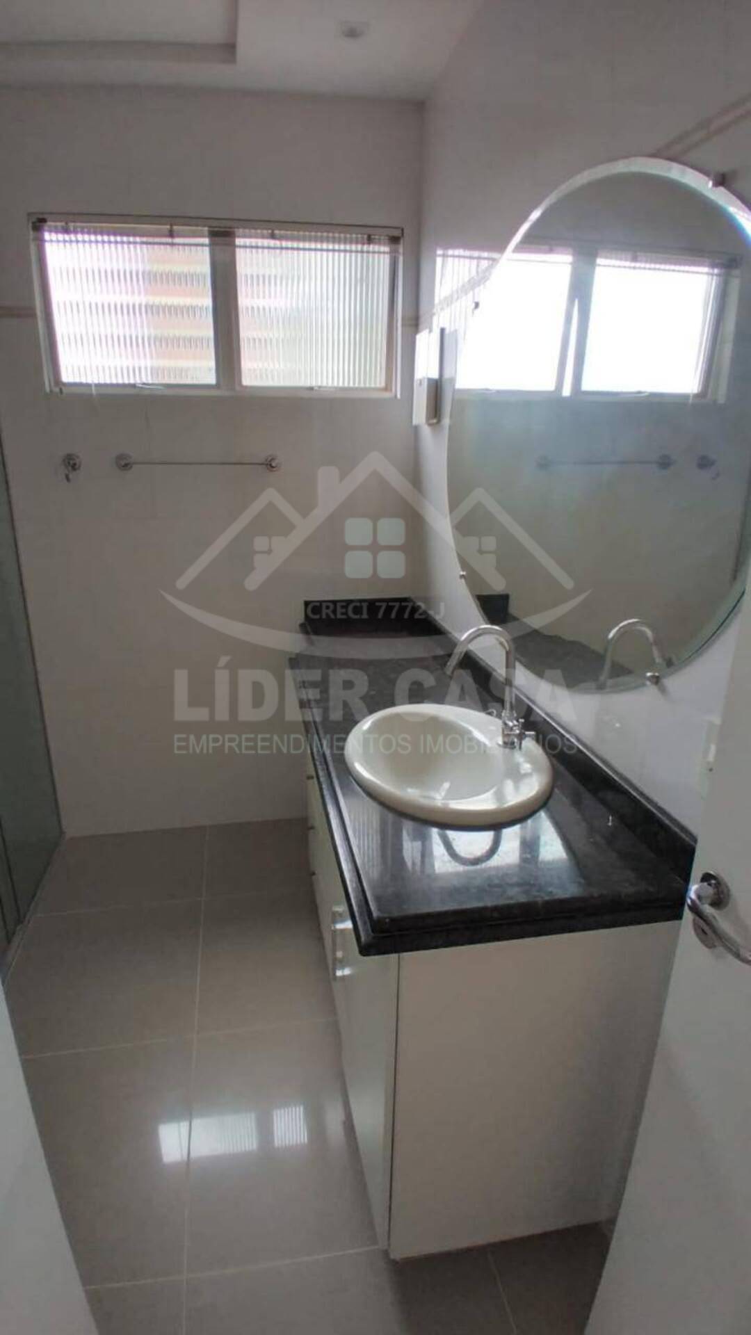 Apartamento à venda com 3 quartos, 153m² - Foto 11