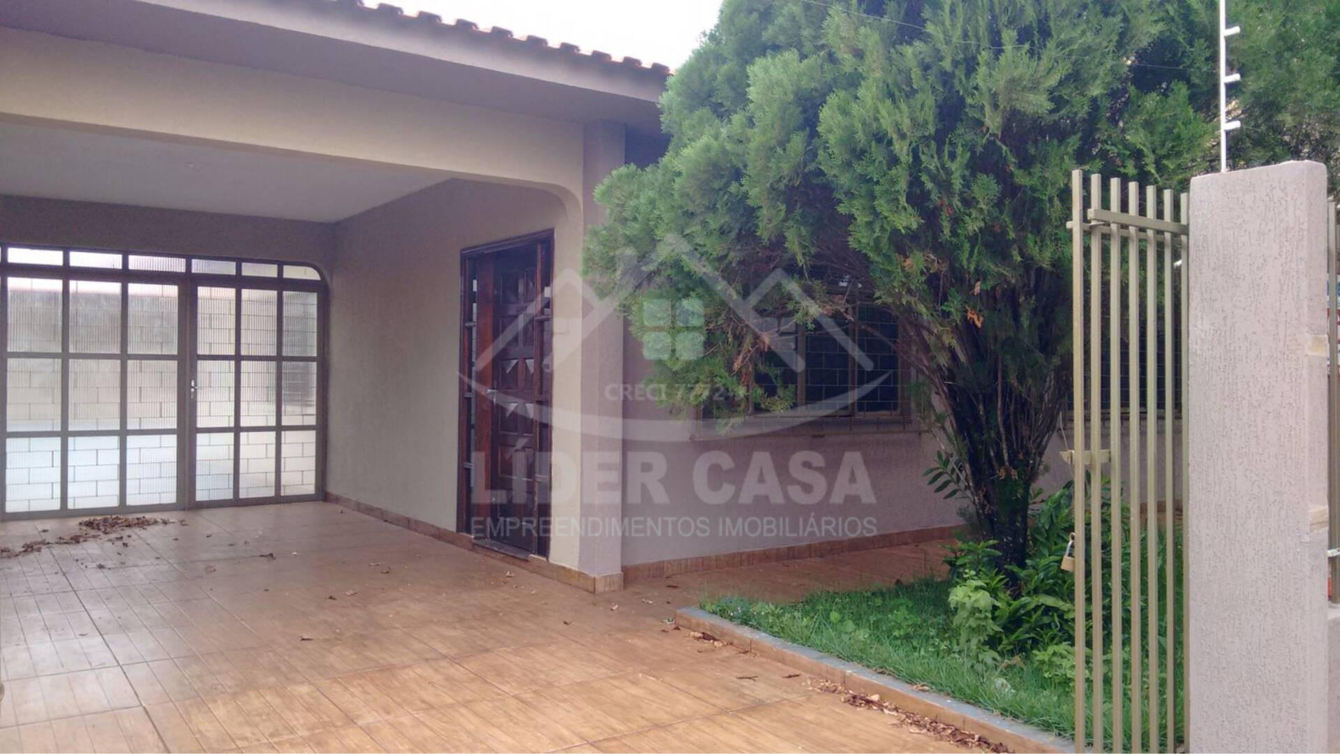 Casa à venda com 3 quartos, 171m² - Foto 2