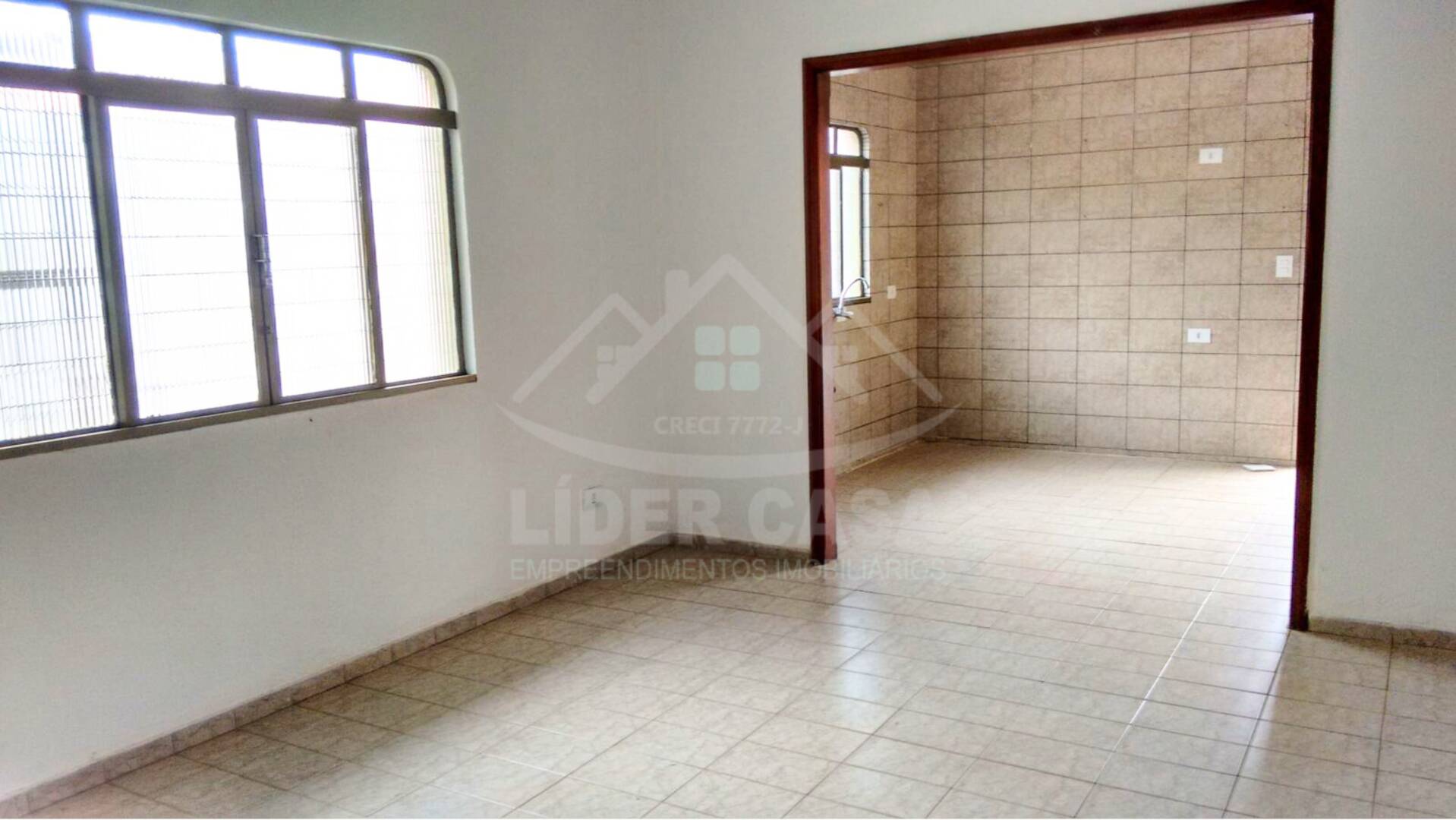 Casa à venda com 3 quartos, 171m² - Foto 4