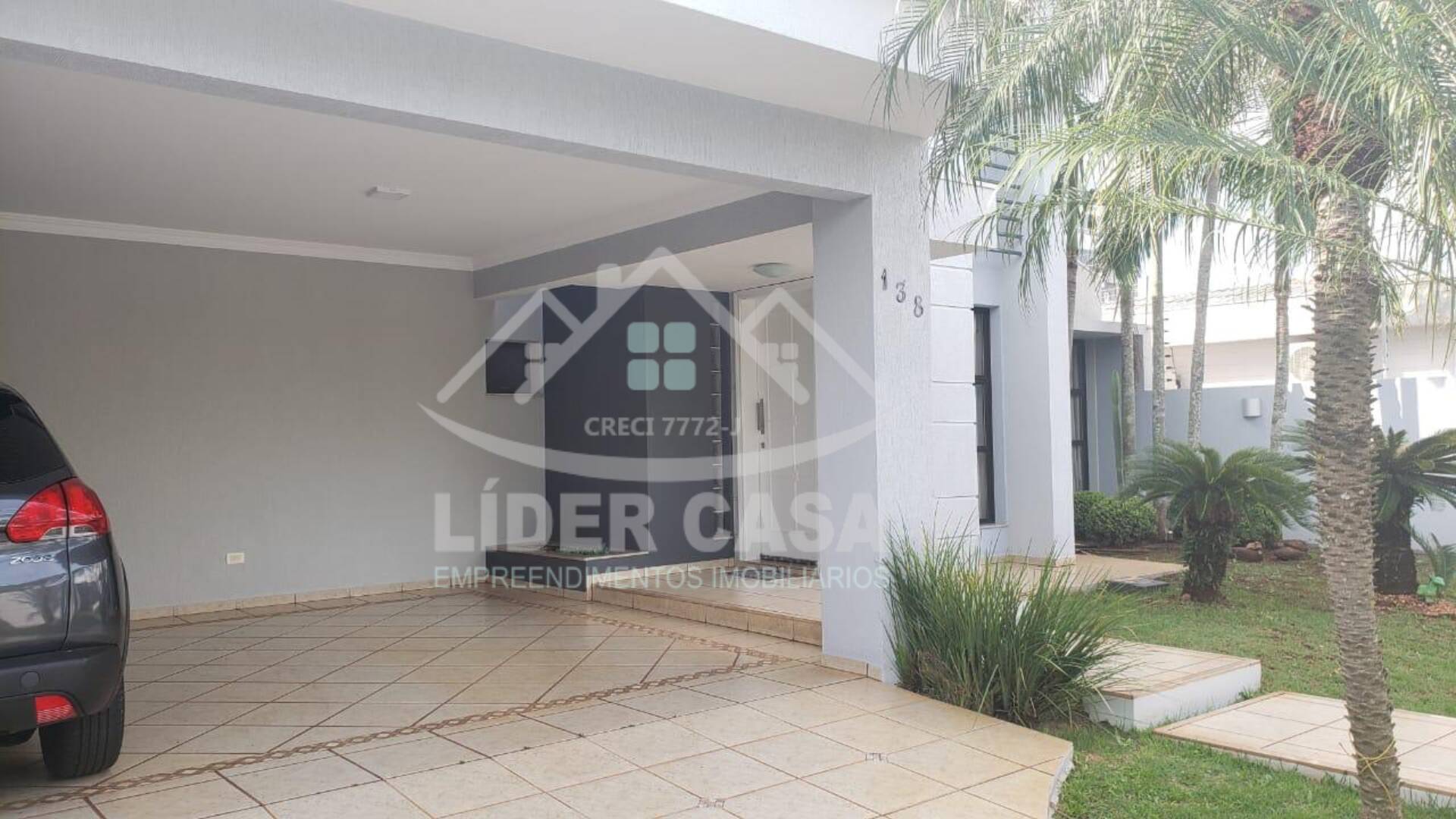 Casa à venda com 3 quartos, 305m² - Foto 3