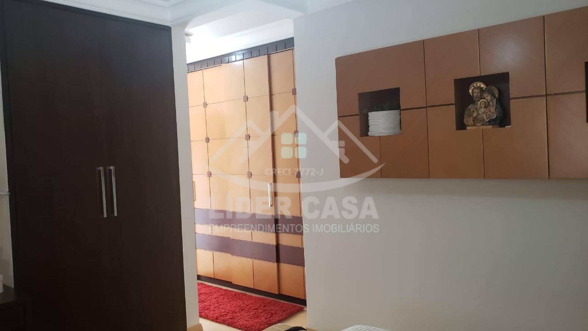 Casa à venda com 3 quartos, 305m² - Foto 19