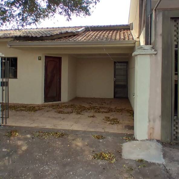 Casa para alugar com 3 quartos, 130m² - Foto 2