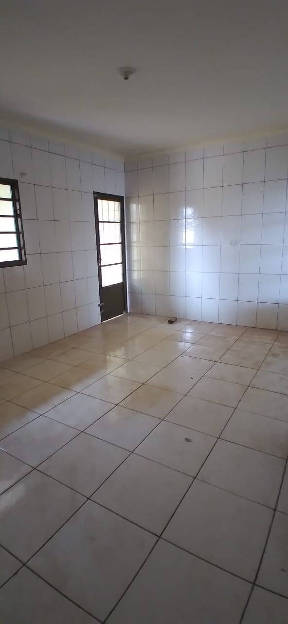 Casa para alugar com 3 quartos, 130m² - Foto 11