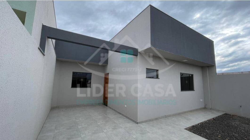 Casa à venda com 3 quartos, 80m² - Foto 2