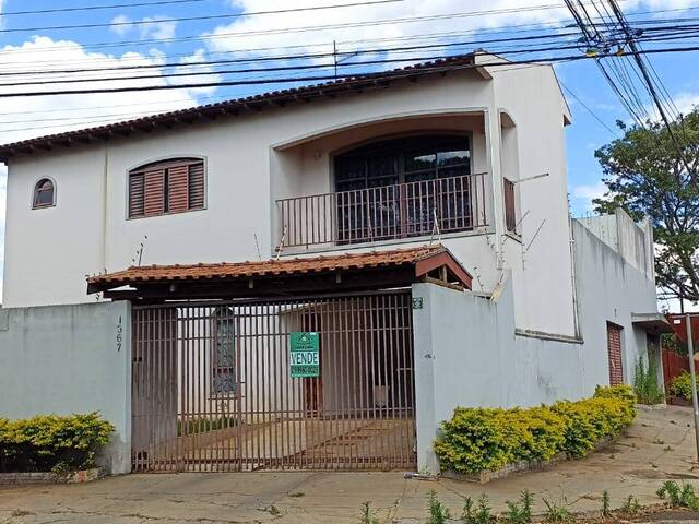 #152 - Casa para Venda em Arapongas - PR - 1