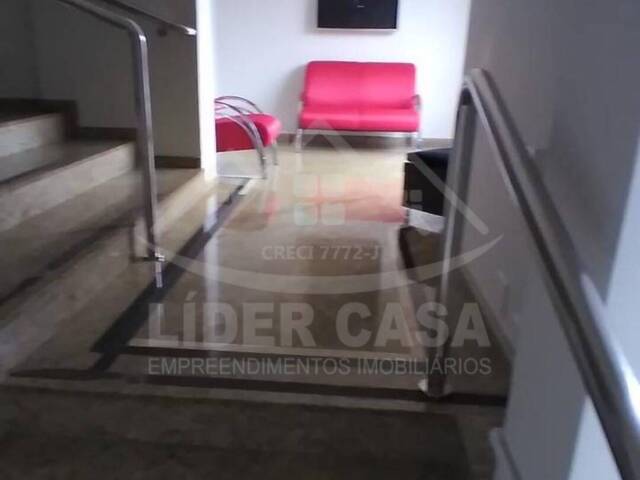 #379 - Apartamento para Venda em Arapongas - PR - 2